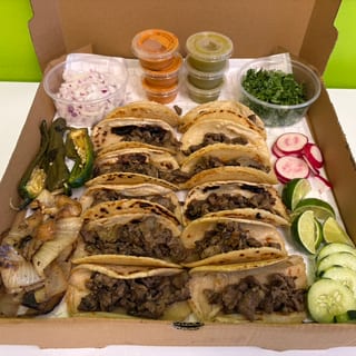 El Rolas 12-Taco Box